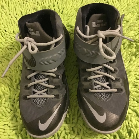 Nike Other - NIKE BETTER WORLD SNEAKERS YOUTH SZ 4.5Y